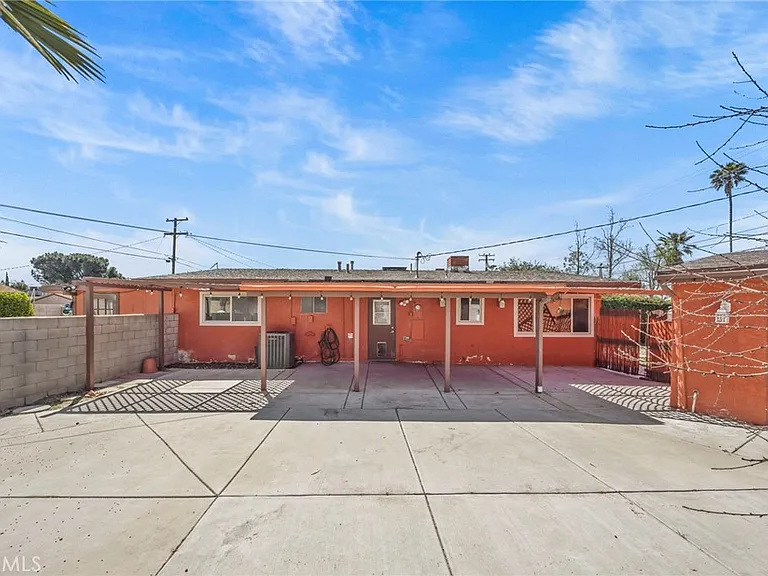 9417 Mango Ave — Photo 36