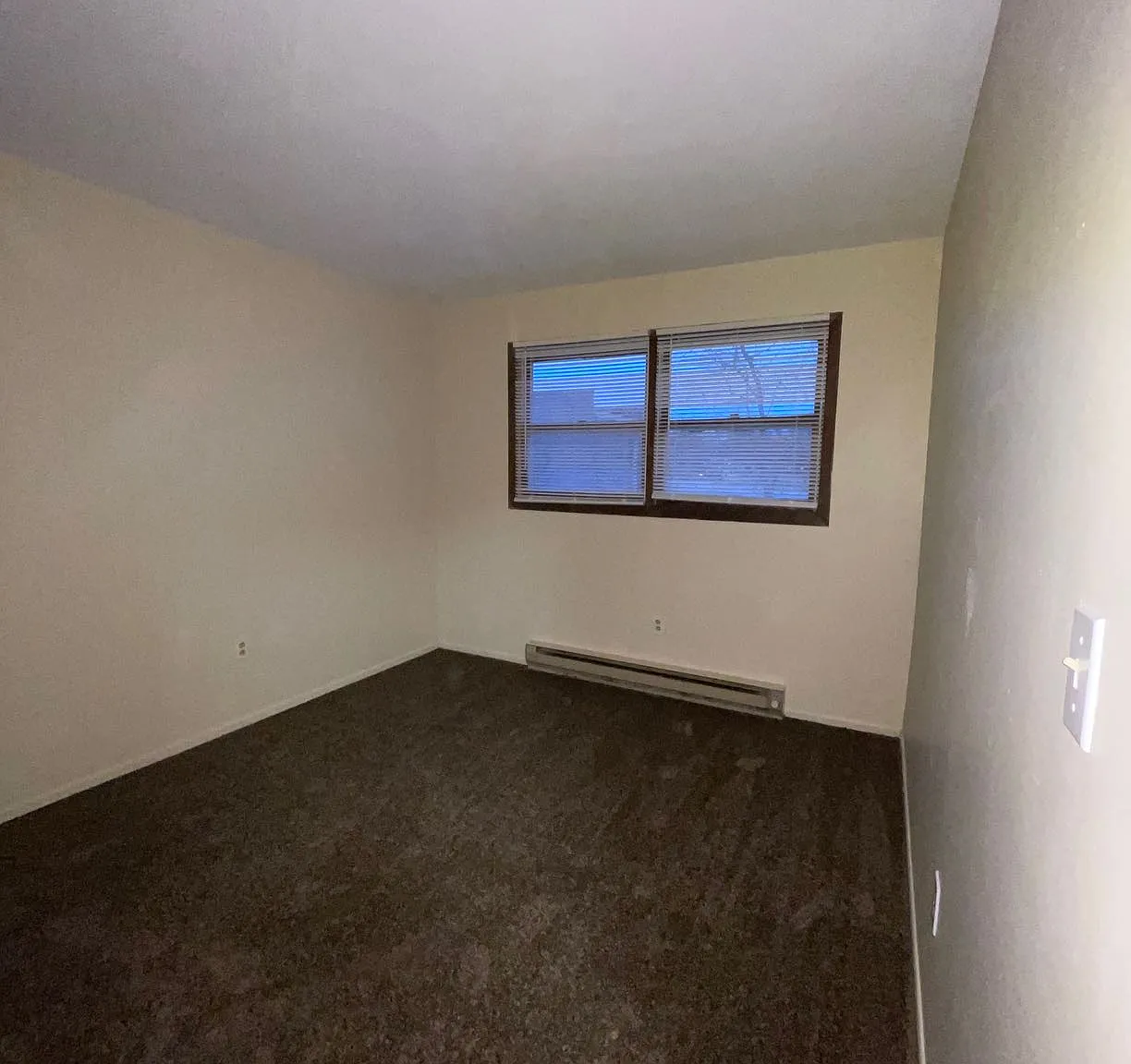 2 bed, 800 sqft, $1,295 — Photo 1