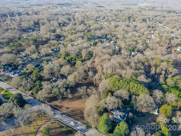 529 Winding Way #8, Belmont, NC 28012