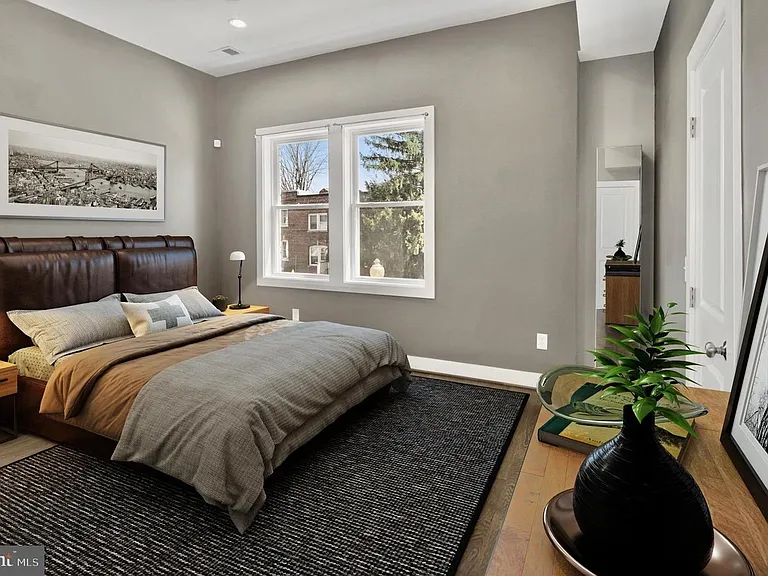 1304 Holbrook St NE #3 — Photo 16