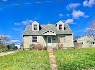 300 Beechwood Ave, Farrell, PA 16121