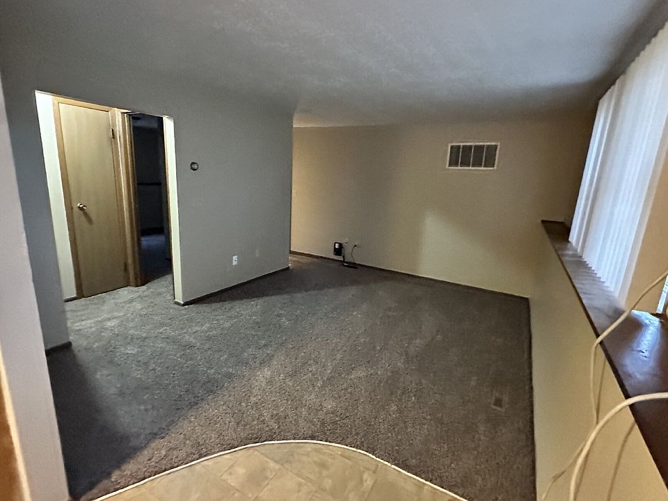 1st image of 1506 Terrace Dr APT F
