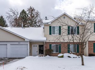 3186 Windcrest Dr NE, Grand Rapids, MI 49525