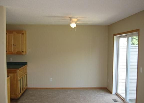5th image of 8799 Hastings Cir NE