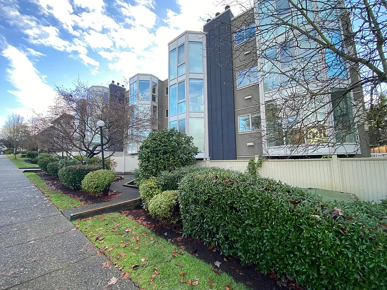 2238 Eton St #310 — Photo 19