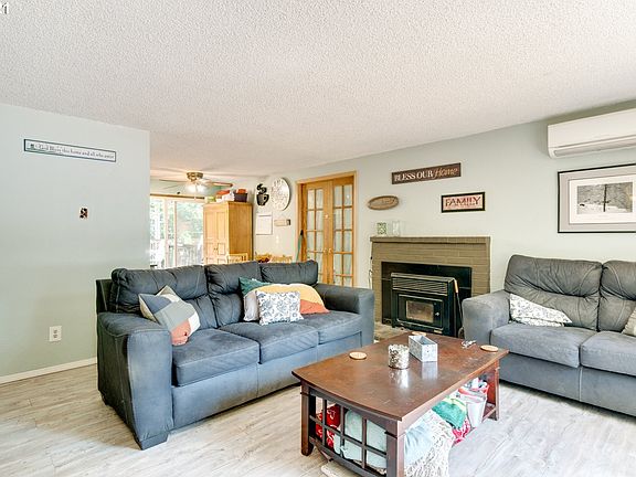 2nd image of 7901 NE 141st Ct