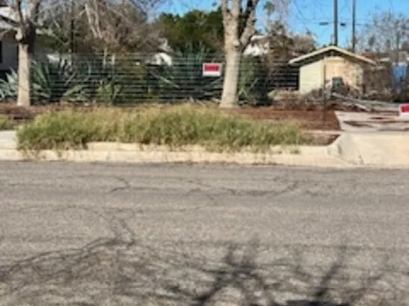 345 J St, Brawley, CA 92227