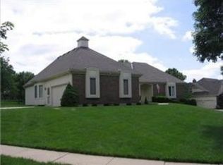 11601 Pennsylvania Ave, Kansas City, MO 64114