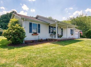 335 Falling Branch Rd, Christiansburg, VA 24073