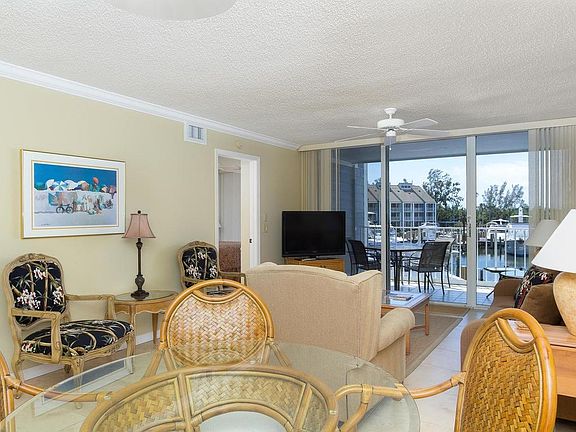 4th image of 2115 Windward Way APT 205