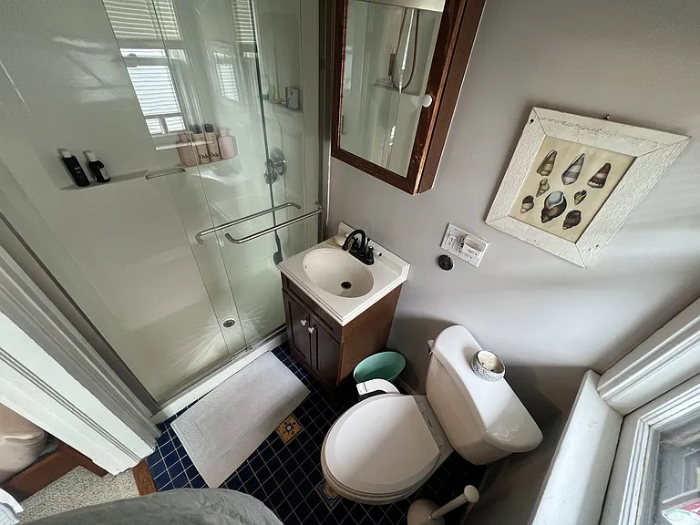 807 Greenleaf St #2 — Photo 6