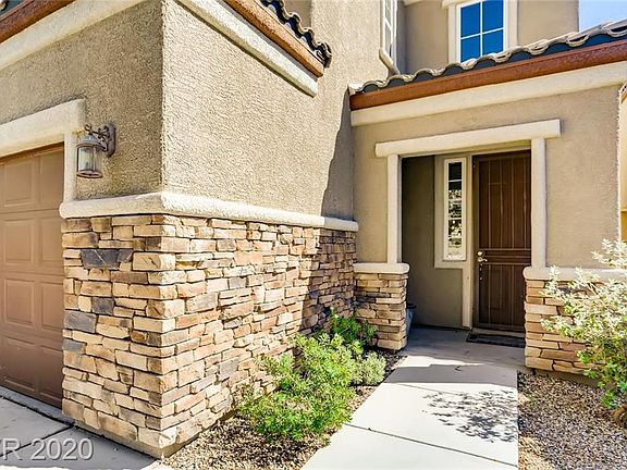 3rd image of 8823 Whitewater Autumn Ct
