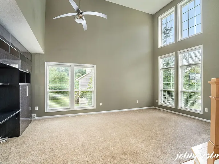 3628 Long Grove Dr SE — Photo 24