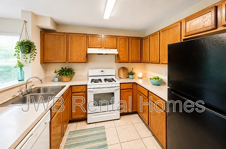 85 W 5th St — Photo 3