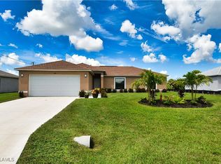 1102 NE 11th Ave, Cape Coral, FL 33909