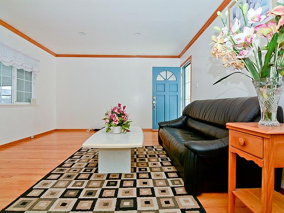 5th image of 2815 Augusta Ct