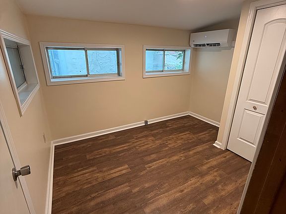 5th image of 448 W Vine St #2
