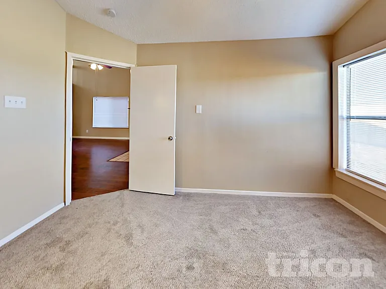 13526 Ryan Landing Dr — Photo 6
