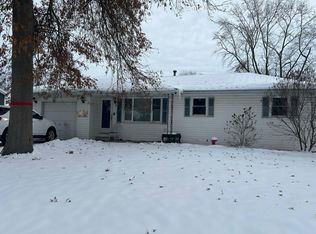 220 Lee St, Manhattan, IL 60442