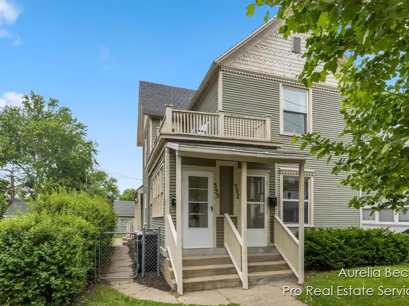 555 Pettibone Ave NW, Grand Rapids, MI 49504