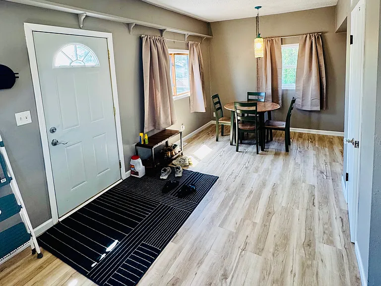 716 Blaine Ave #1 — Photo 6