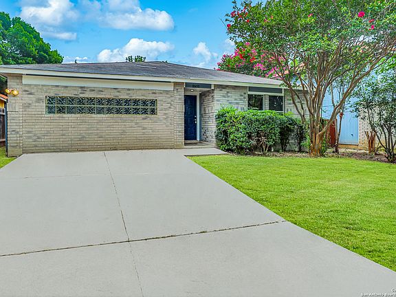 2nd image of 10455 Canyon Vlg