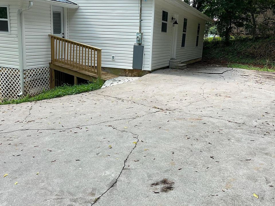 402 Marshall St, Clinton, TN 37716 Zillow