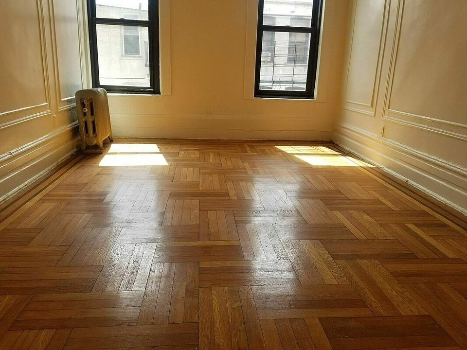 1st image of 294 Webster Ave #2RR