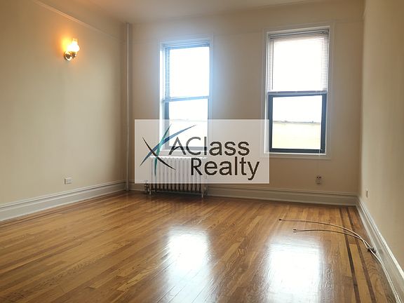 2nd image of 3279 44th St APT 4A