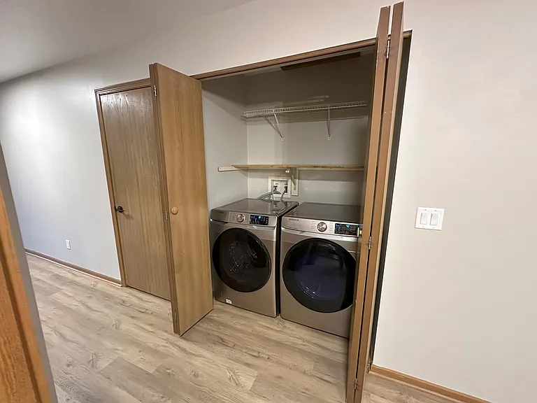 2046 Cliff Alex Ct S #4 — Photo 19