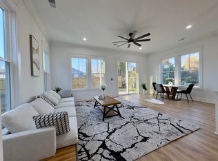 2212 Clinton St, North Charleston, SC 29405