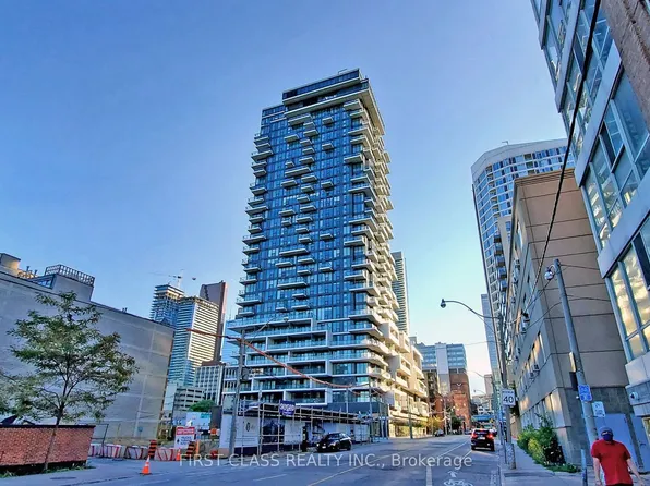 77 Shuter St, Toronto, ON