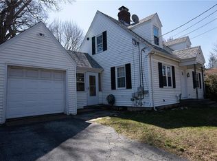 2776 Hartford Ave, Johnston, RI 02919