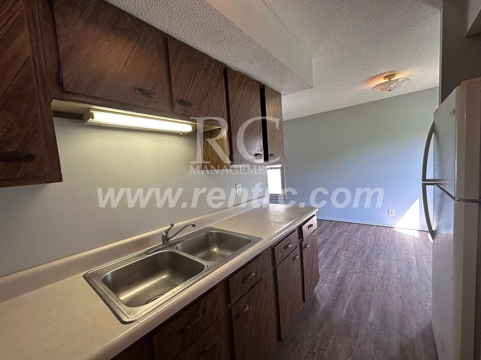2 bed, 800 sqft, $650 — Photo 3