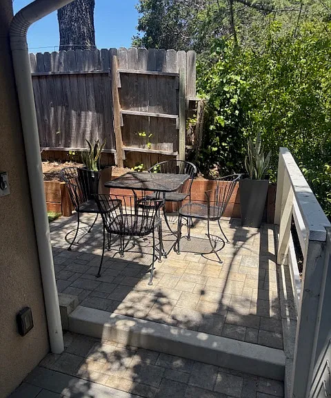368 Highland Dr — Photo 9