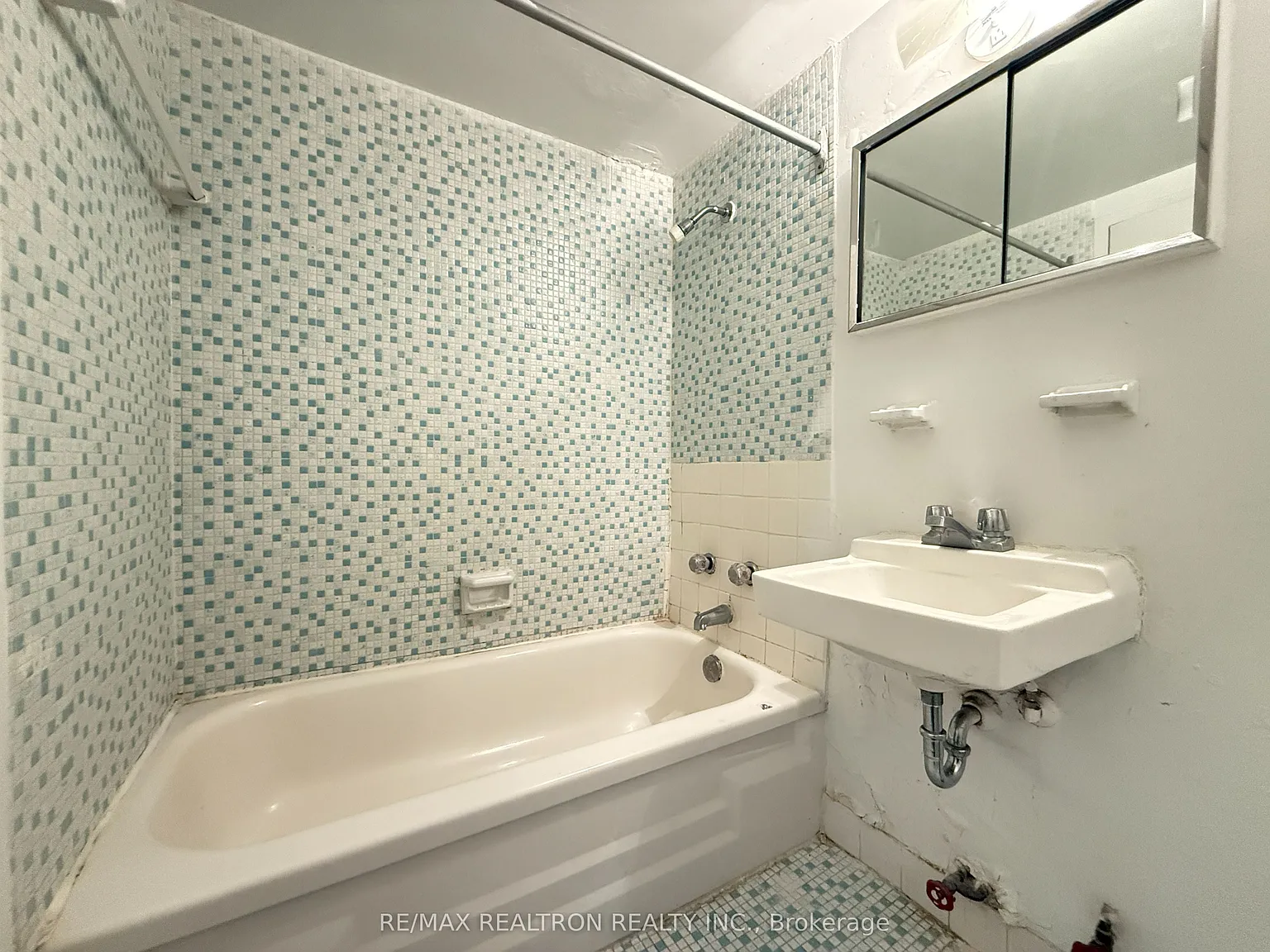 Studio, $1,595 — Photo 4