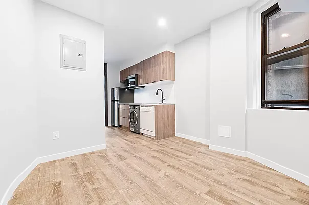 Rented by REAL New York | media 7