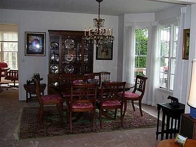 4th image of 5258 Wolf Run Dr