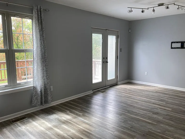 1st floor lounge