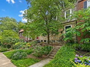 11 E Rosemont Ave, Alexandria, VA 22301