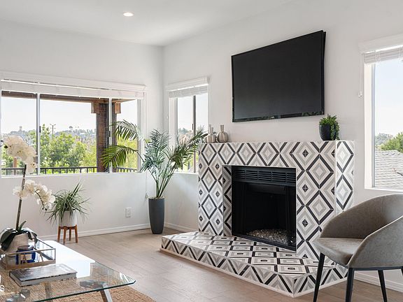 5th image of 733 N Avenue 63