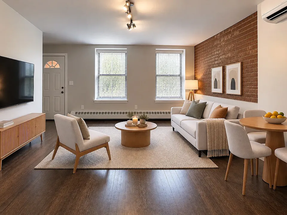 3 E 124th St #1R
