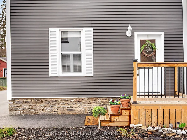 38 Bennett St — Photo 32