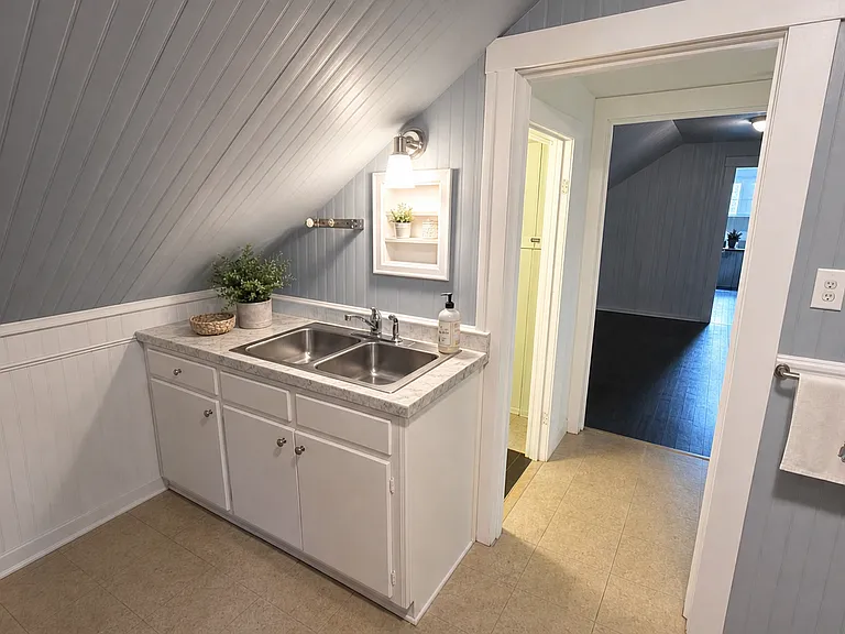 73 S Helmer Ave #2 — Photo 9