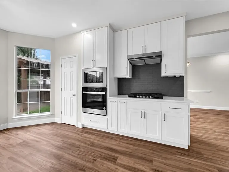 5208 Glen Springs Trl — Photo 11
