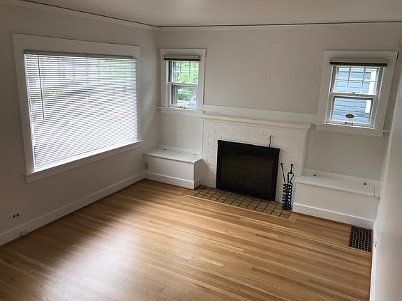 Front living rm