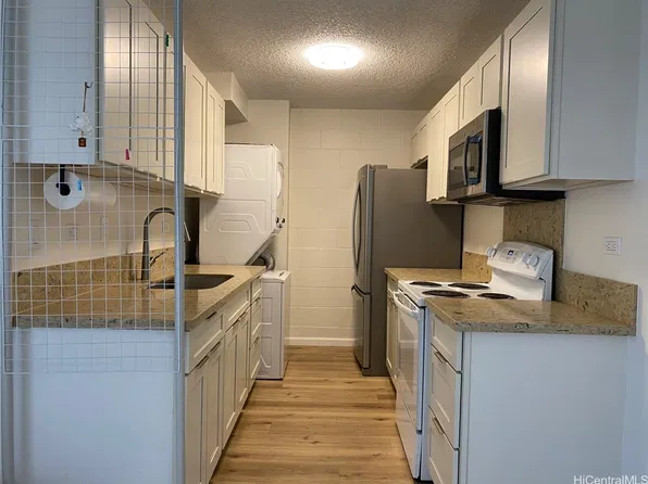 1260 Richard Ln APT 406, Honolulu, HI 96819