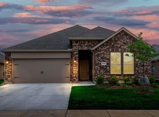 2808 Trusting Way, Aubrey, TX 76227