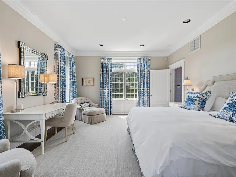 20 Quogo Neck Ln — Photo 7