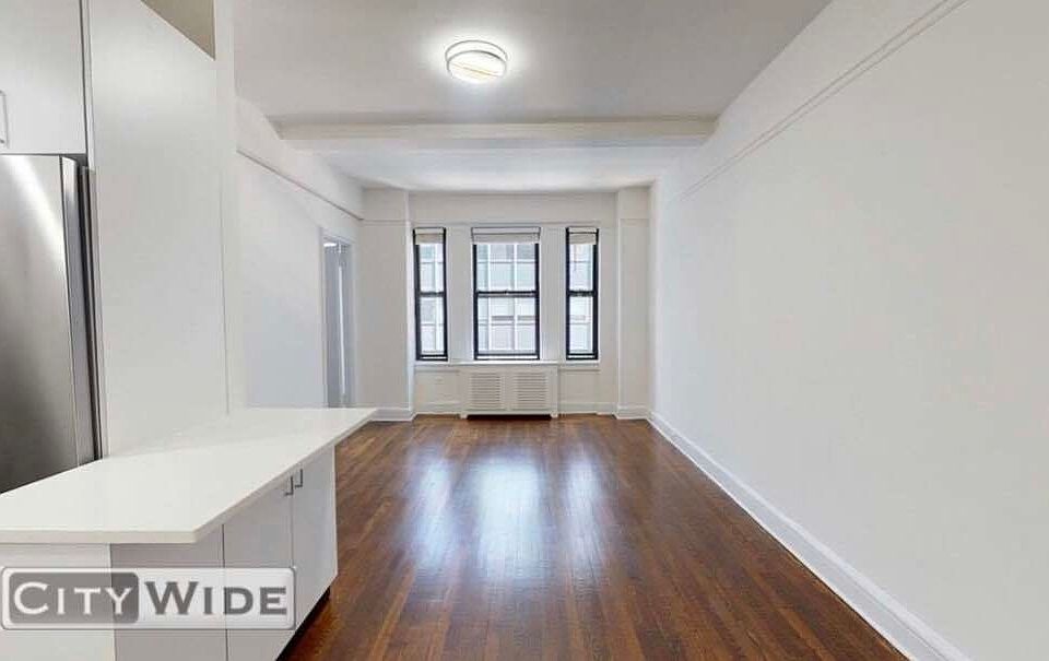 1st image of 140 E 46th St #7V